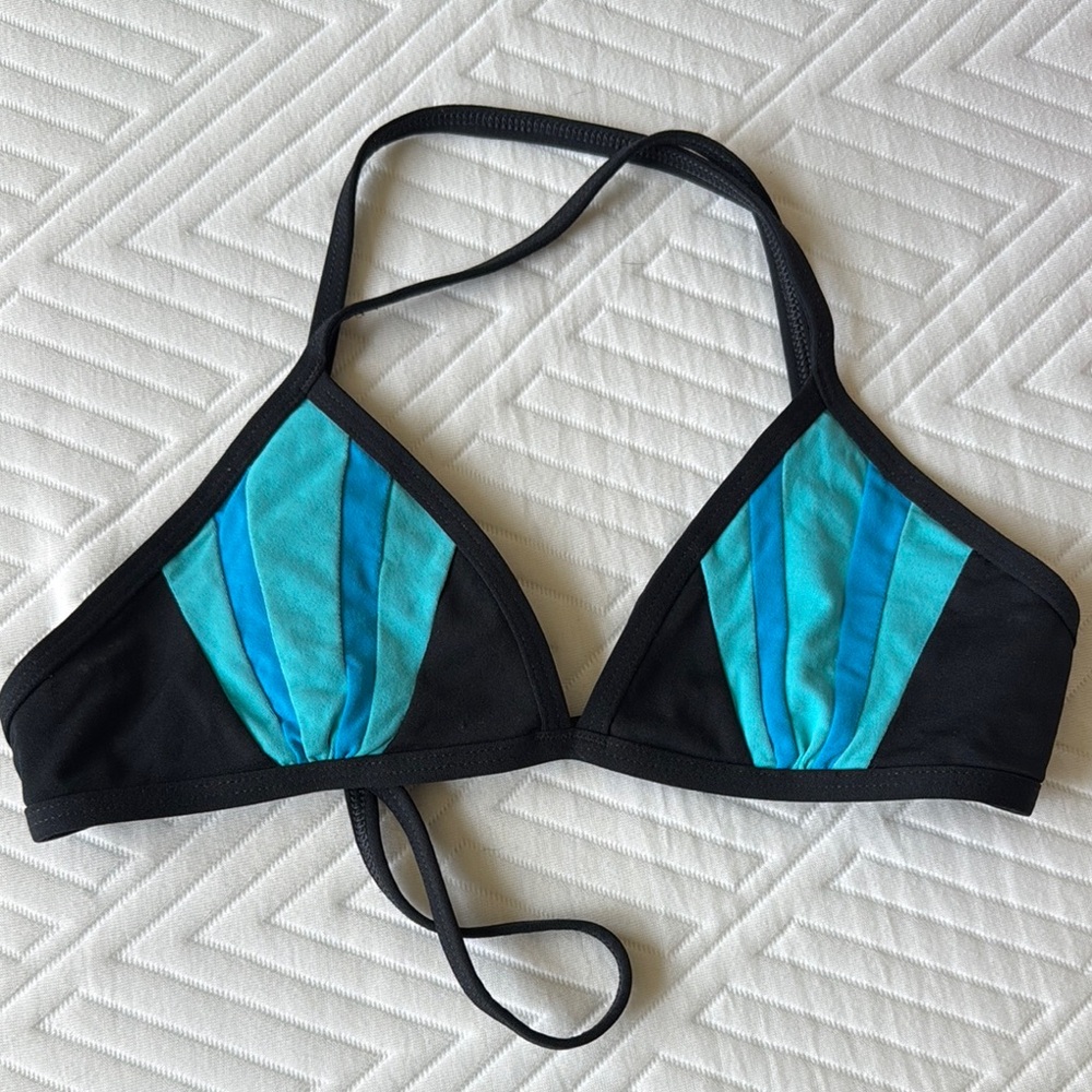 Jolyn Austin top MEDIUM